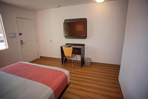 Motel 6-Crescent City CA image 13