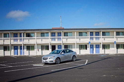 Motel 6-Crescent City CA image 26